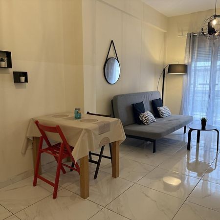 Luxury Apartment Close To The Acropolis Atenas Exterior foto